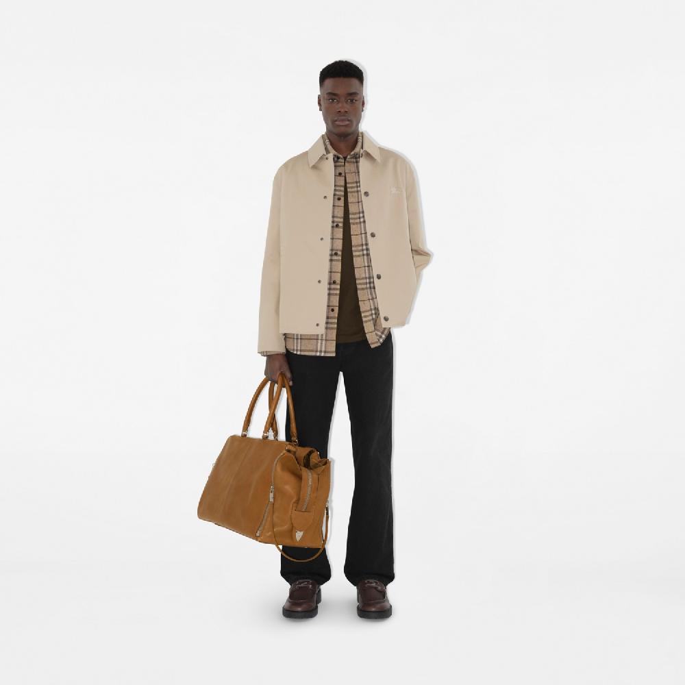 Burberry Chaqueta en gabardinaPrecio 1.790 00 € Novedades Solo hoy