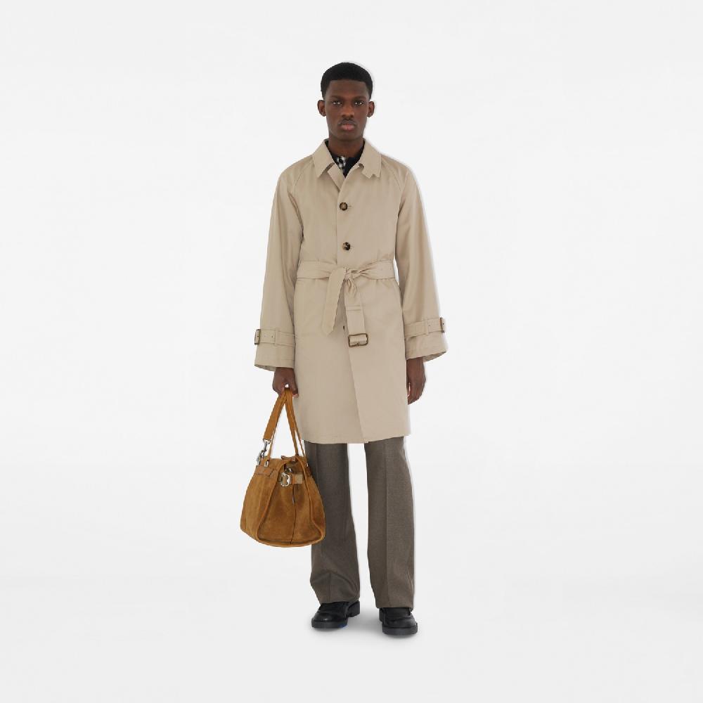 Burberry Abrigo tres cuartos largo en gabardinaPrecio 1.990 00 € Novedades Solo queda un día