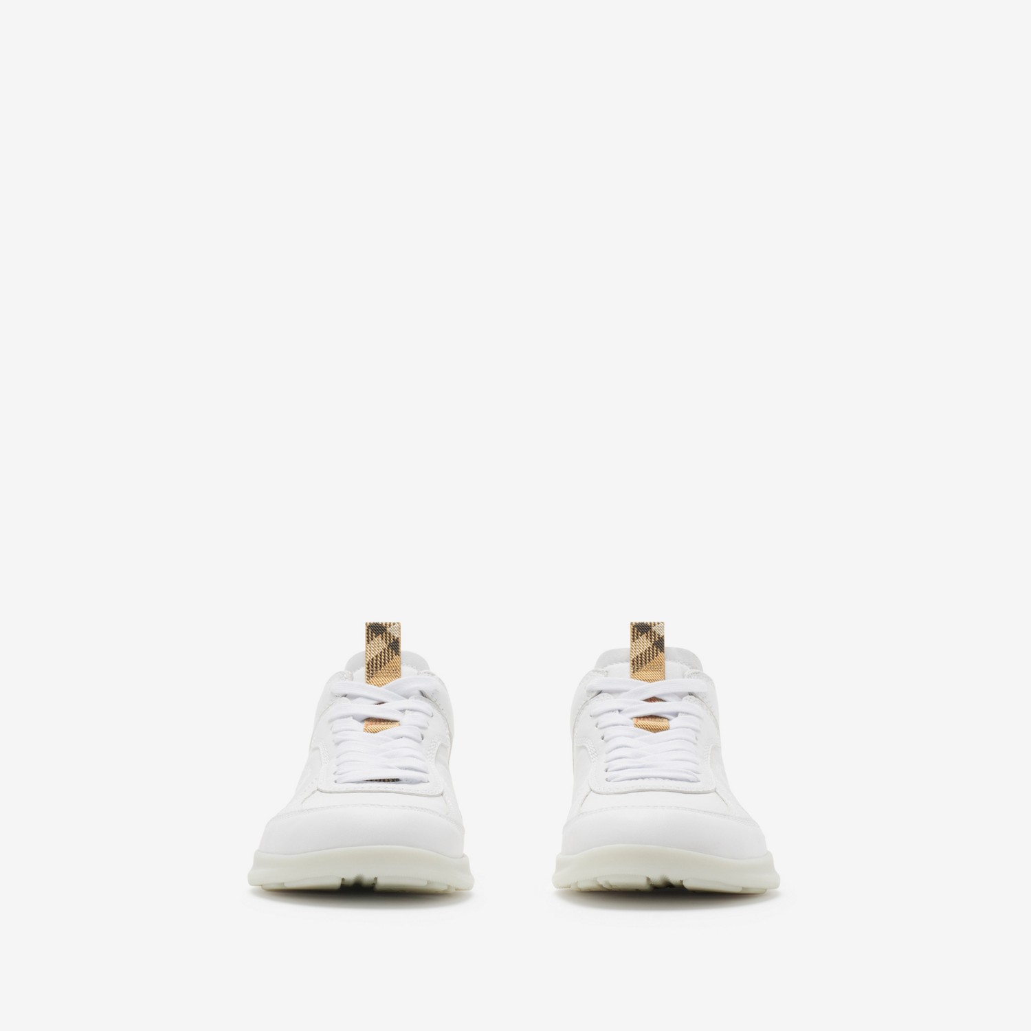 Burberry Zapatillas deportivas Matrix en pielPrecio 650 00 € Novedades Ahorra y exporta