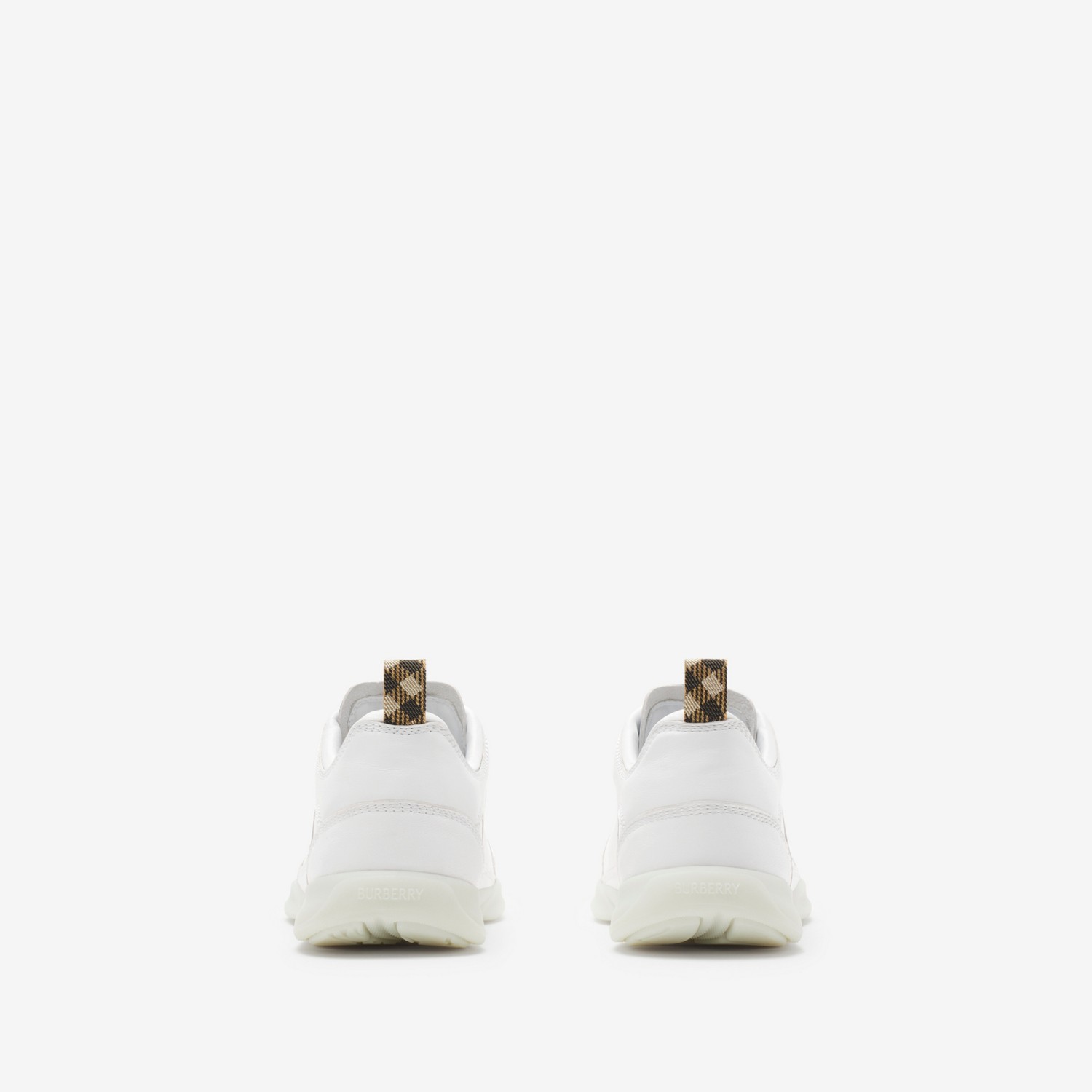 Burberry Zapatillas deportivas Matrix en pielPrecio 650 00 € Novedades Ahorra y exporta