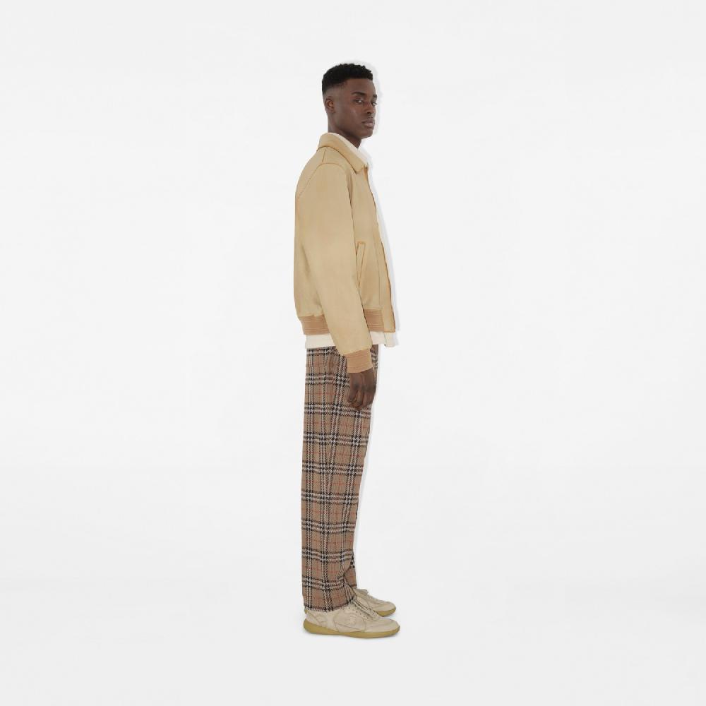 Burberry Pantalones deportivos en mezcla de algodón CheckPrecio 790 00 € Novedades En oferta