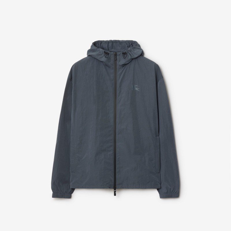 Burberry Chaqueta en nailon con EKDPrecio 1.450 00 € Novedades