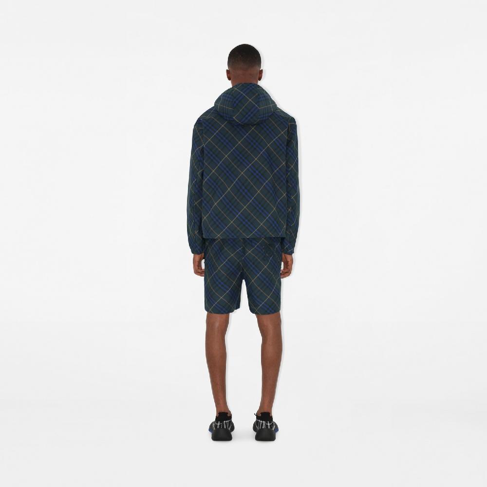 Burberry Chaqueta en sarga CheckPrecio 1.390 00 € Promoción por tiempo limitado