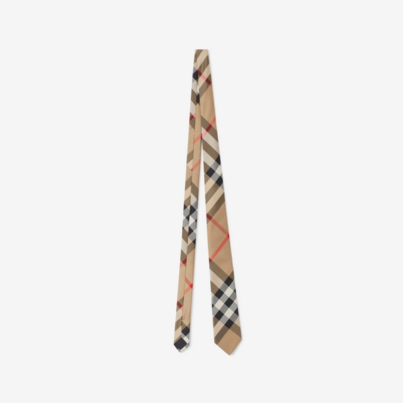 Burberry Corbata en seda CheckPrecio 190 00 € Nuevamente disponible