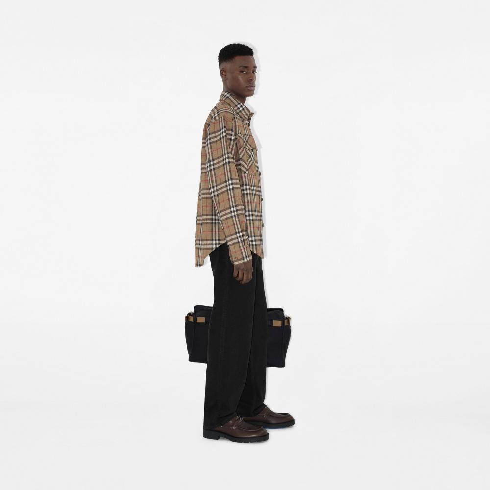 Burberry Camisa oversize en algodón y lino CheckPrecio 990 00 € Novedades Precios de Black Friday