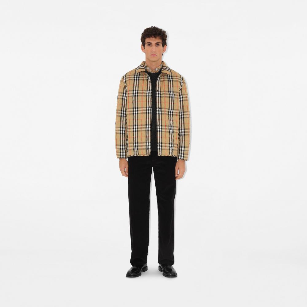 Burberry Sobrecamisa acolchada reversible en nailonPrecio 1.250 00 € En oferta