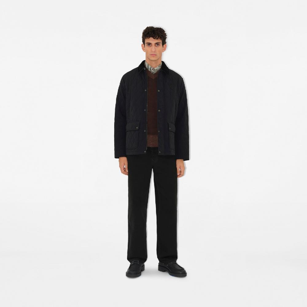 Burberry Chaqueta rústica acolchada en nailonPrecio 1.350 00 € Descuento