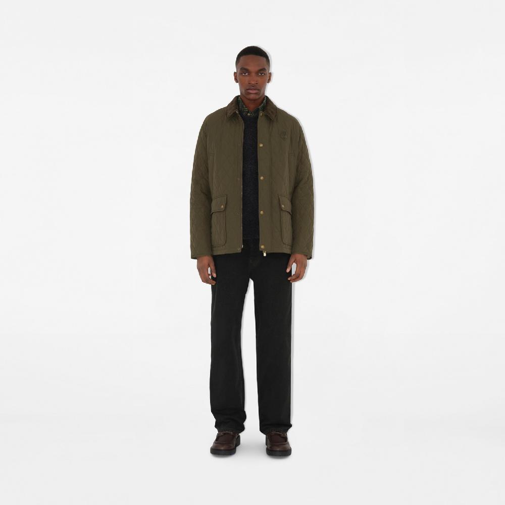 Burberry Chaqueta rústica acolchada en nailonPrecio 1.350 00 € Tienda