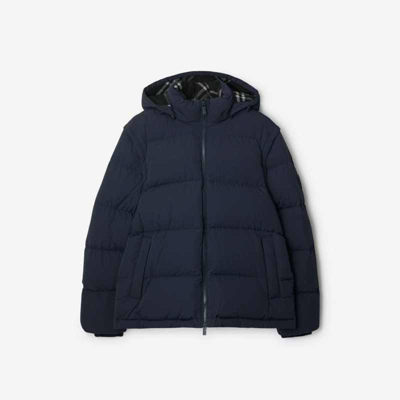 Burberry Chaqueta de plumas en nailon con mangas extraíblesPrecio 1.450 00 € Oferta especial