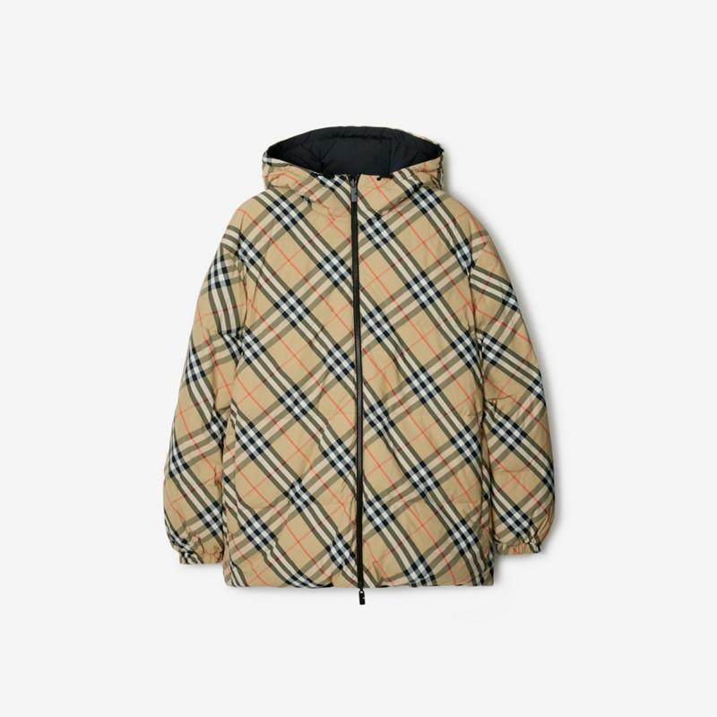 Burberry Chaqueta de plumas reversible en nailon CheckPrecio 1.790 00 €