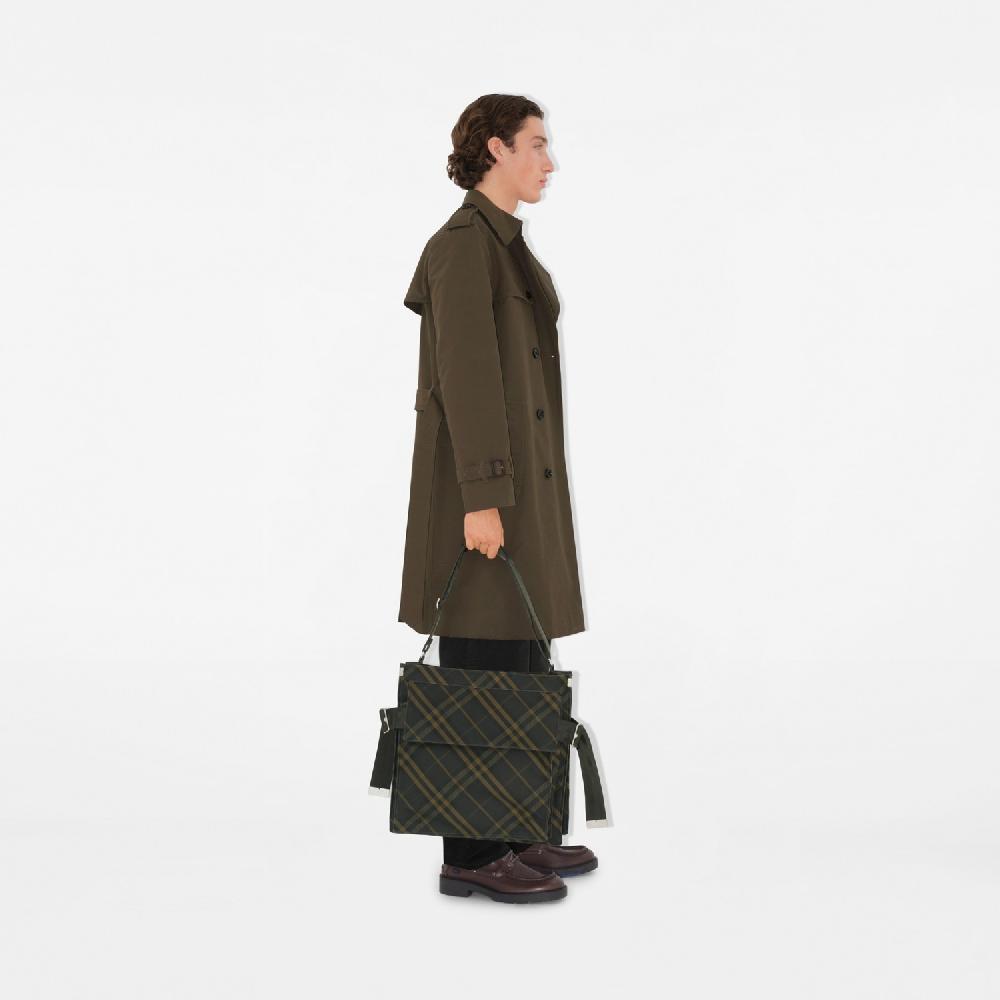 Burberry Trench coat largo en algodón y nailonPrecio 2.590 00 € Rebajas de fin de temporada