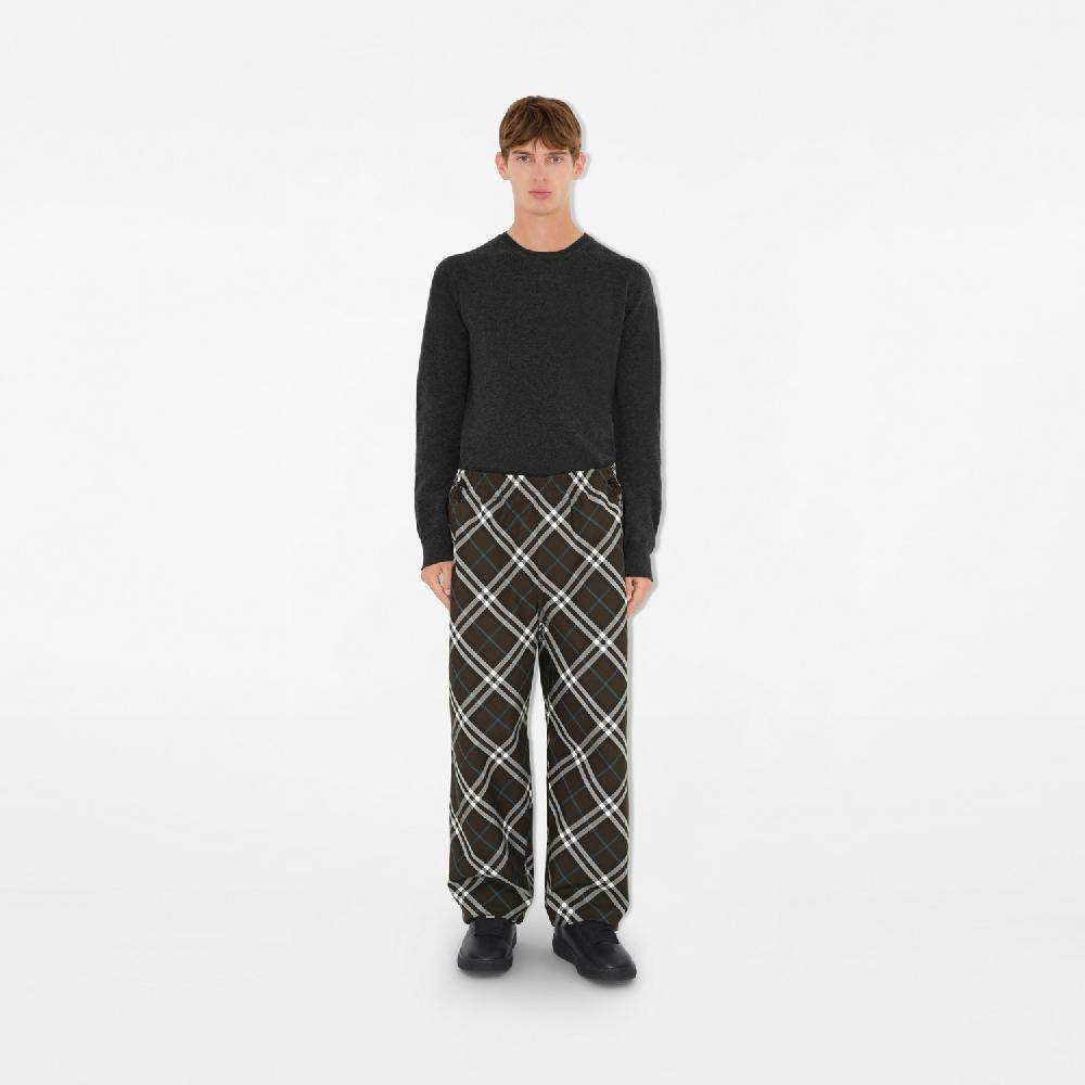 Burberry Pantalones en sarga CheckPrecio 970 00 € Oferta especial
