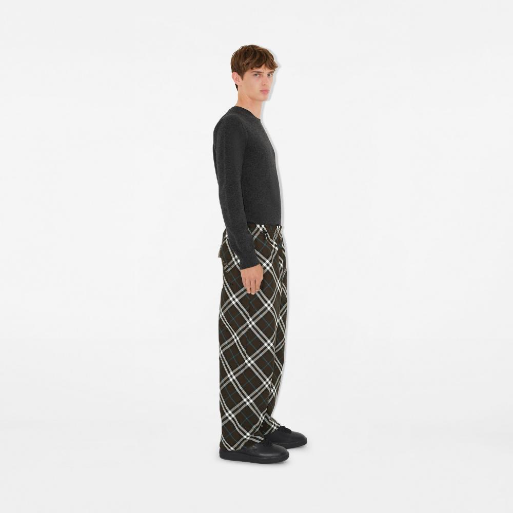 Burberry Pantalones en sarga CheckPrecio 970 00 € Oferta especial