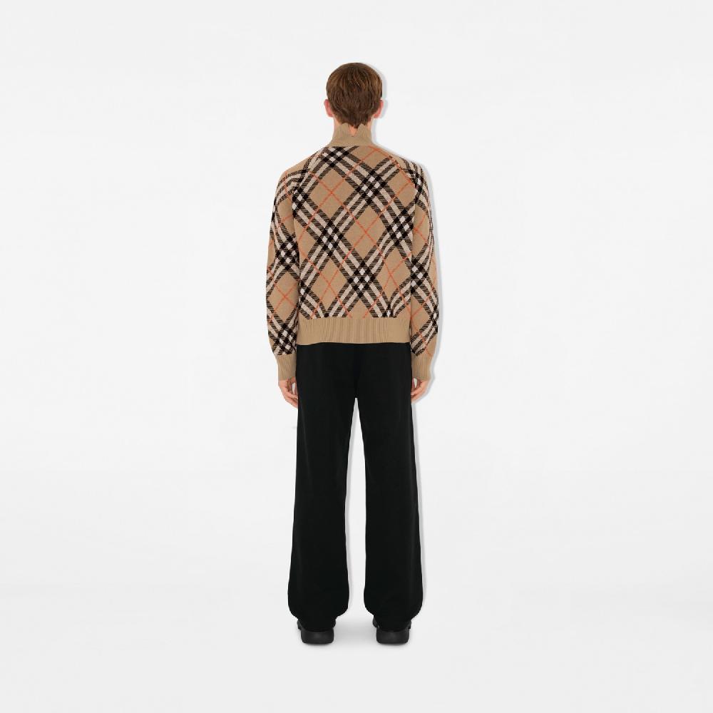 Burberry Chaqueta en mezcla de lana y mohair CheckPrecio 1.290 00 € En oferta