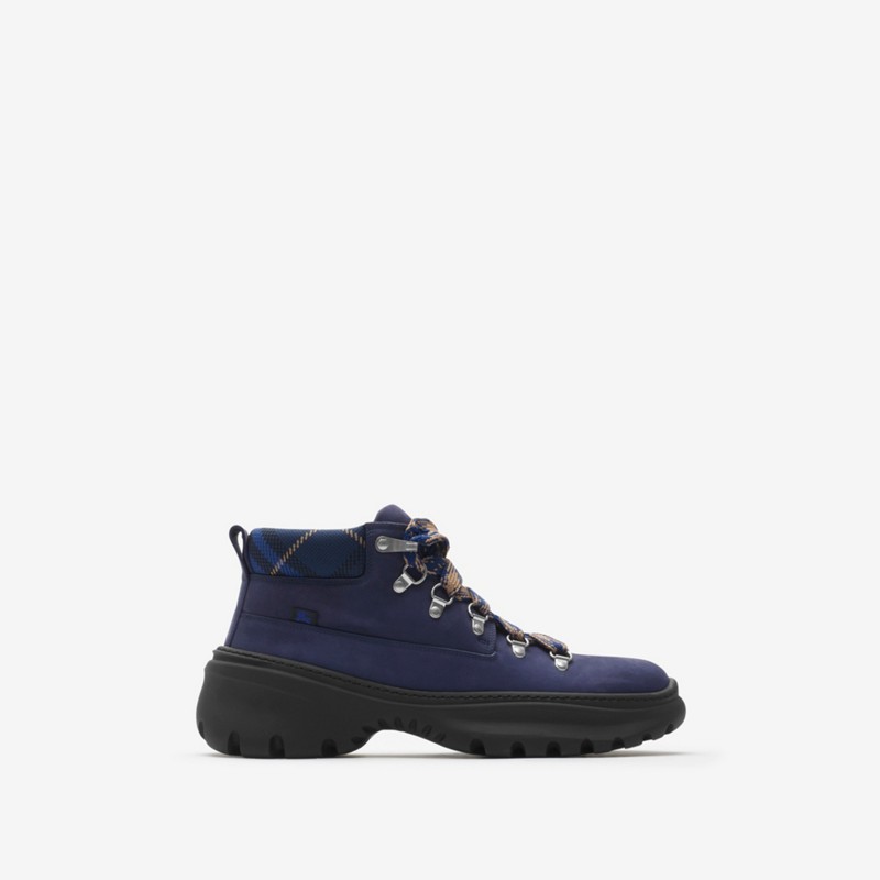 Burberry Botas estilo montaña Scoot en piel nobukPrecio 920 00 € Ofertas especiales