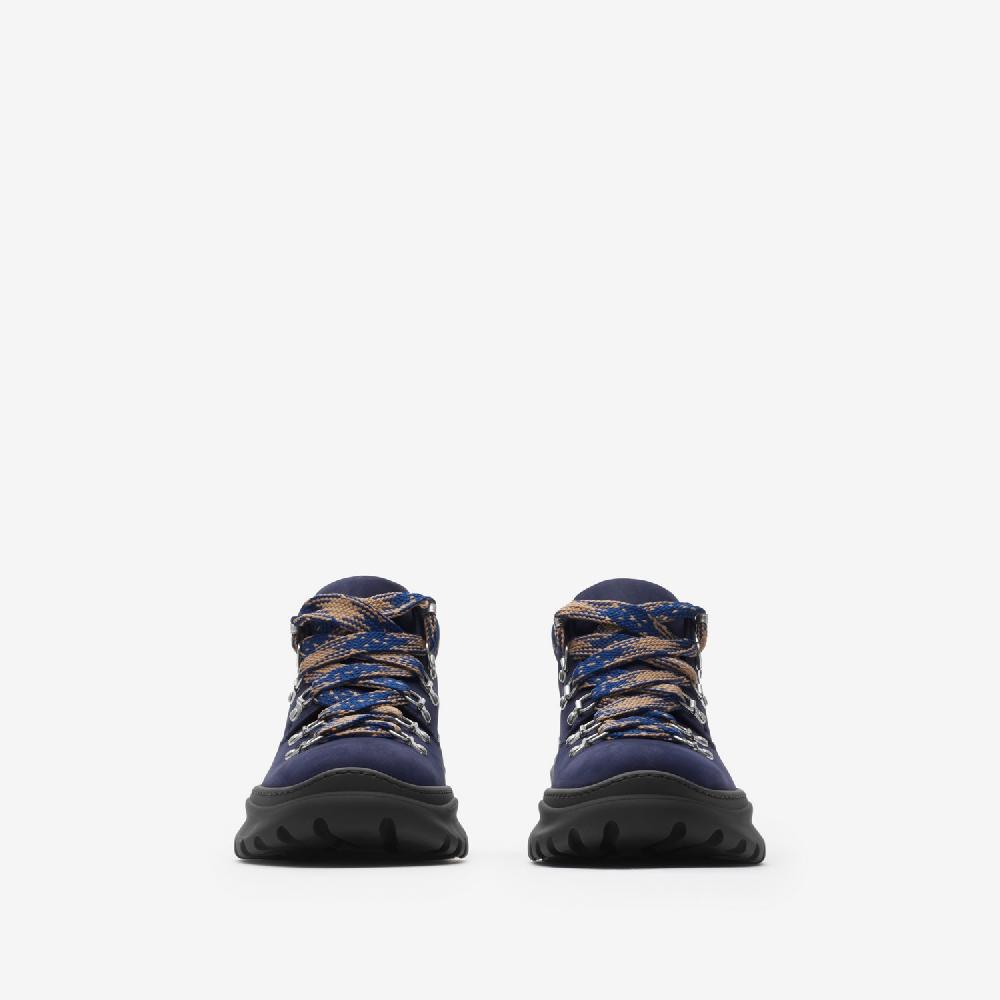 Burberry Botas estilo montaña Scoot en piel nobukPrecio 920 00 € Ofertas especiales