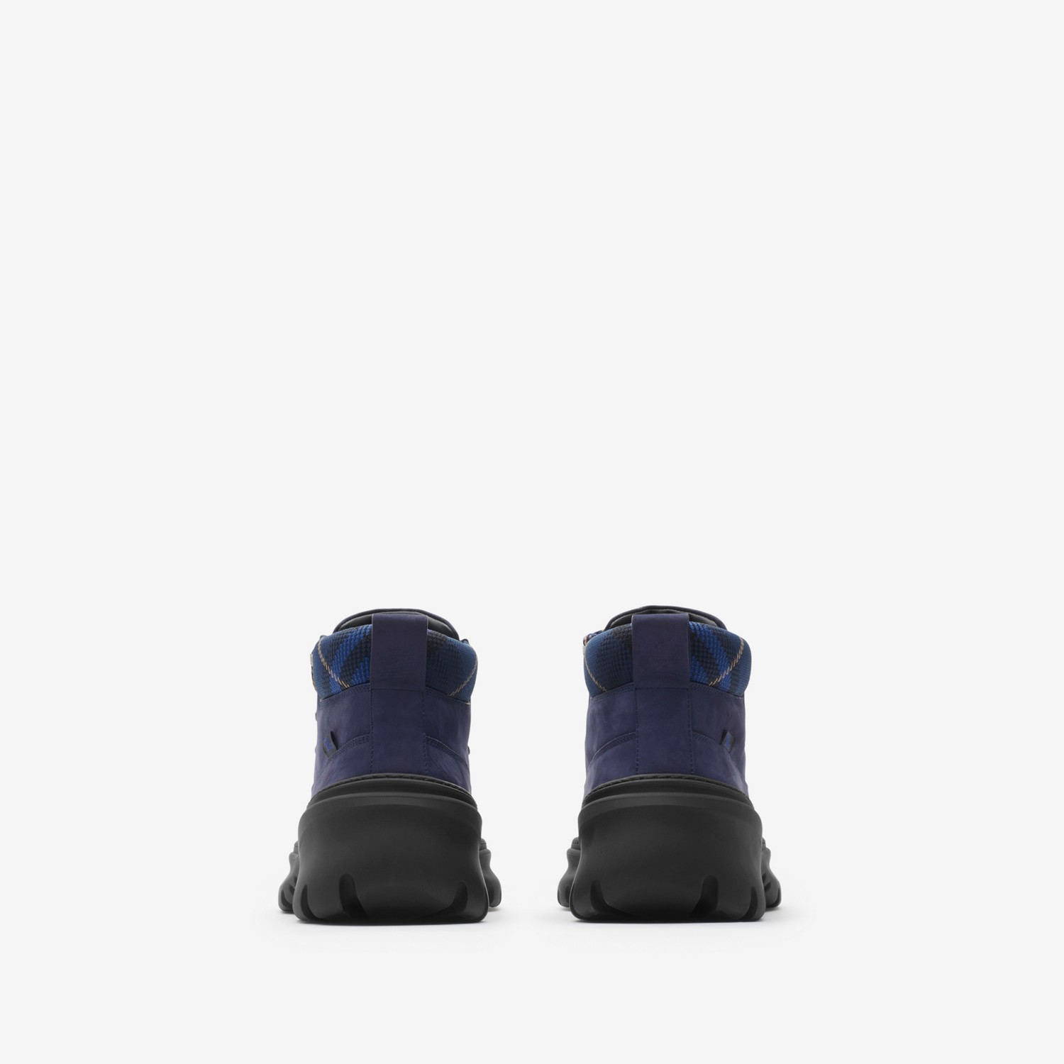 Burberry Botas estilo montaña Scoot en piel nobukPrecio 920 00 € Ofertas especiales