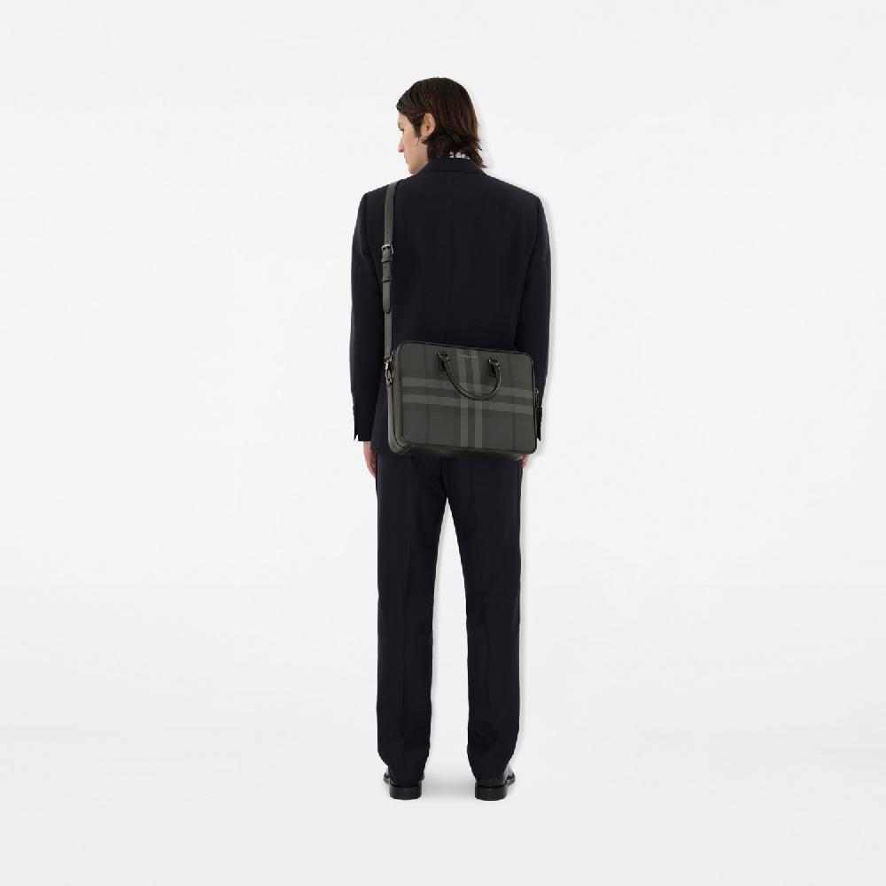 Burberry Maletín AinsworthPrecio 1.590 00 € Grandes ahorros