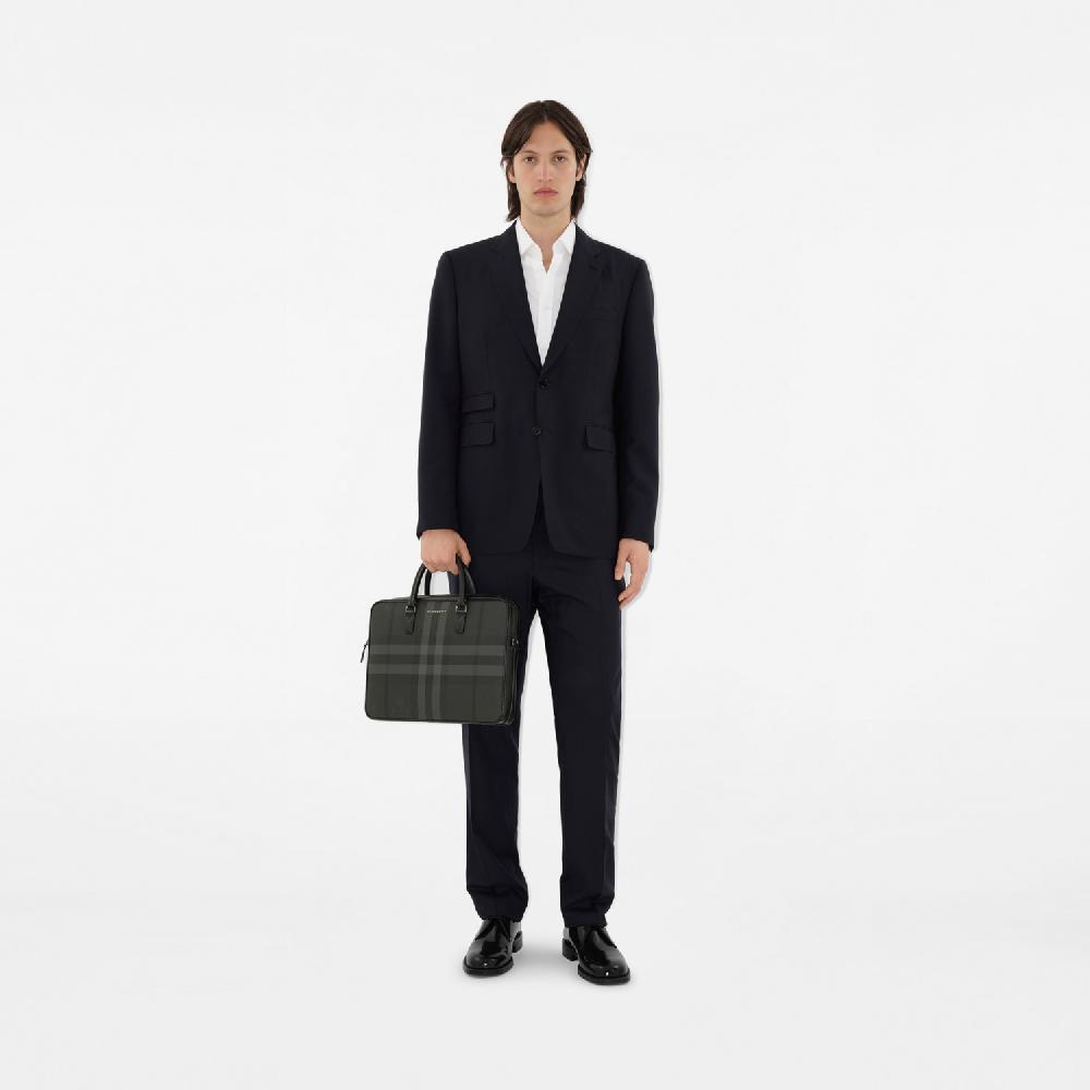 Burberry Maletín Ainsworth estrechoPrecio 1.450 00 € Rebajas de fin de temporada