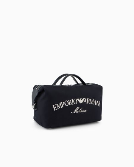 Armani Bolso baúl de lona con logotipo bordado y bandolera En oferta