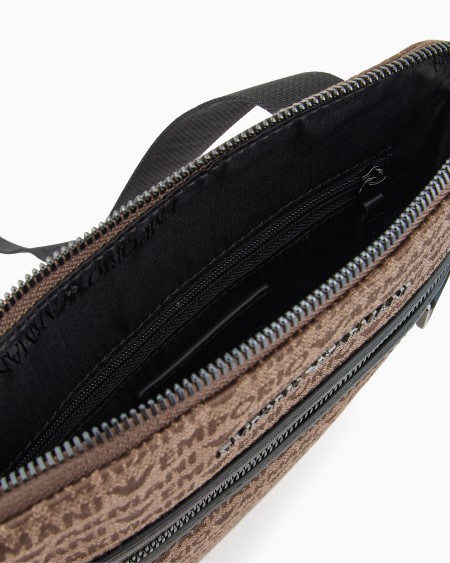 Armani Bolso bandolera plano en tejido jacquard con inscripción integral 2025