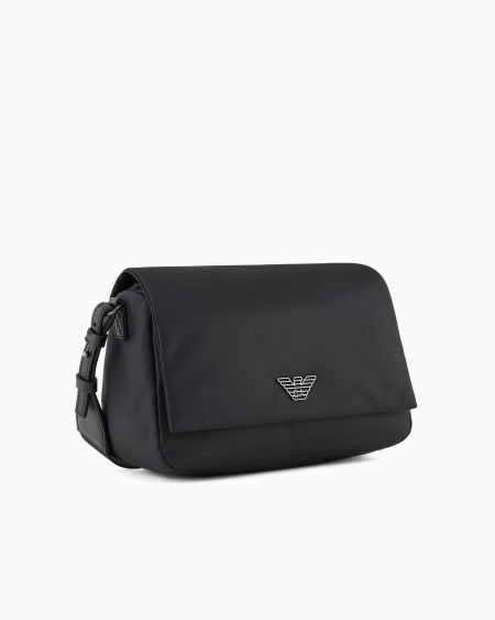 Armani Bolso bandolera con solapa de nailon reciclado ASV Outlet online