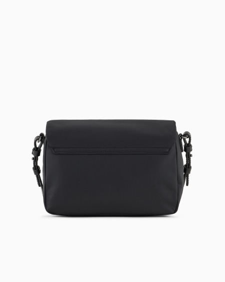 Armani Bolso bandolera con solapa de nailon reciclado ASV Outlet online
