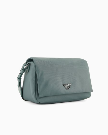 Armani Bolso bandolera con solapa de nailon reciclado ASV Descuento