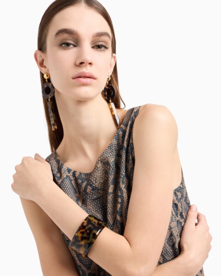 Armani Pulsera rígida efecto carey Últimos 2 días
