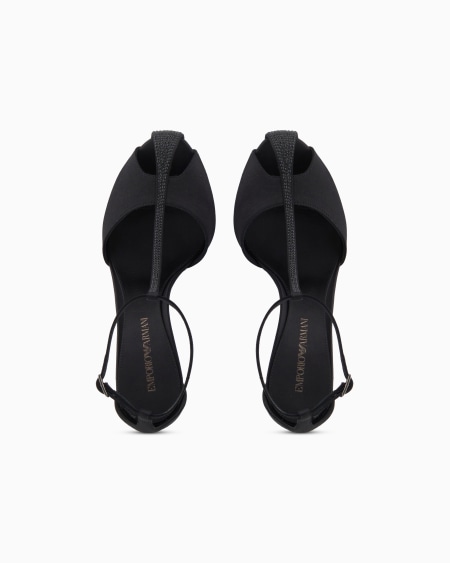 Armani Sandalia en T con tacón de raso y strass Oferta especial de fábrica