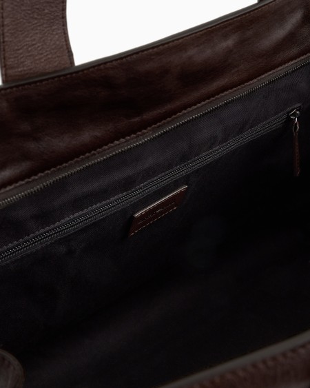 Armani Bolsa de viaje en piel con logotipo grabado Outlet online