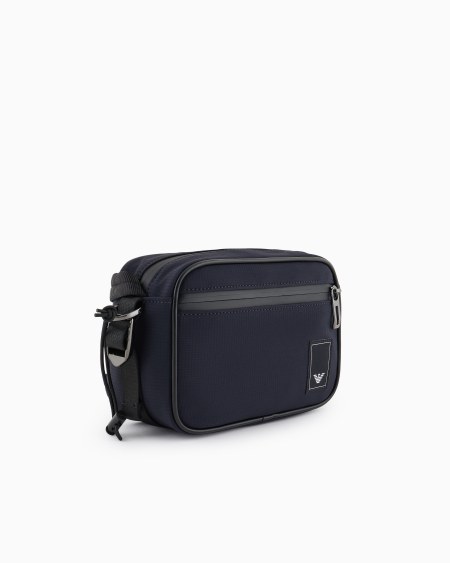 Armani Bolso de nailon para dispositivos electrónicos Travel Essential Descuento