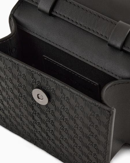 Armani Minibolso bandolera de piel con motivo integral en relieve Rebajas online
