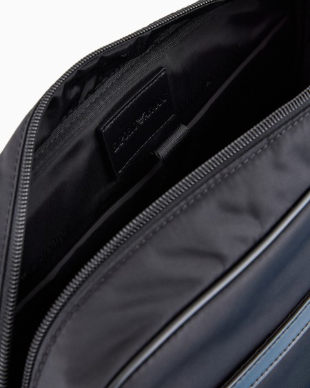 Armani Bolso mensajero de nailon reciclado ASV Promoción por tiempo limitado