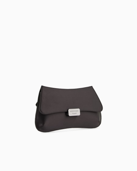 Armani Bolso de mano baguette con bandolera de cadena en satén Rebajas online