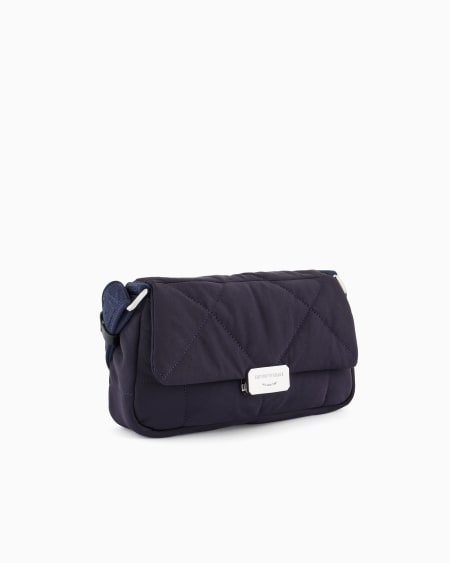 Armani Bolso de hombro baguette mediano en nailon acolchado Envío gratis