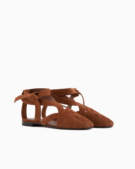 Armani Sandalia de ante con abertura y tira Icon Última moda