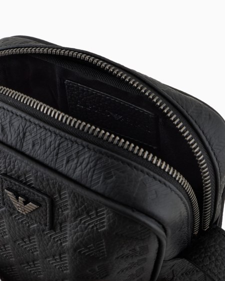 Armani Funda para dispositivos electrónicos de piel con motivo integral de águila en relieve Descuento