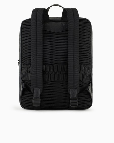 Armani Mochila plana de piel con motivo integral de águila en relieve COMPRAR AHORA