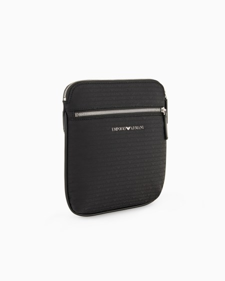 Armani Bolso bandolera plano en tejido jacquard de nailon con inscripción integral de logotipo Último día