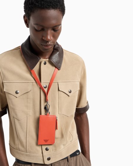 Armani Tarjetero con bandolera en piel saffiano regenerada ASV Outlet