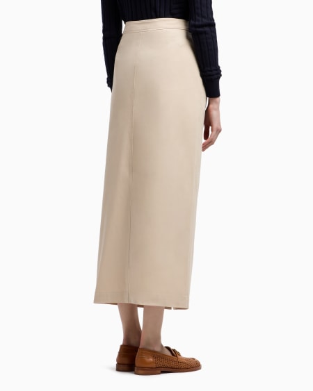 Armani Falda larga con botones de algodón cepillado En oferta