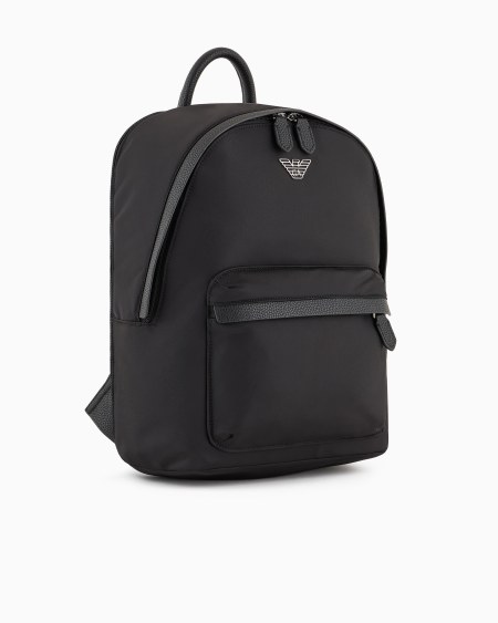 Armani Mochila de nailon reciclado con placa de águila ASV Limitado a 3 días