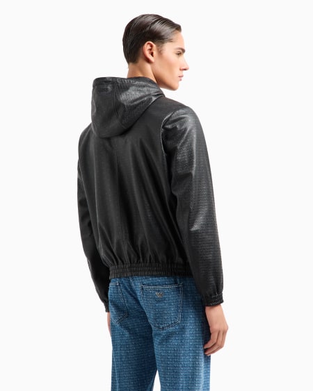 Armani Cazadora reversible de corte relajado de napa de cordero con inscripción integral en relieve ÚLTIMAS EDICIONES
