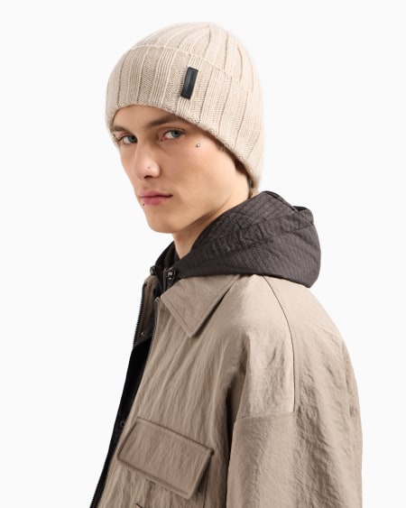 Armani Gorro de cachemira pura acanalada Precio de fábrica