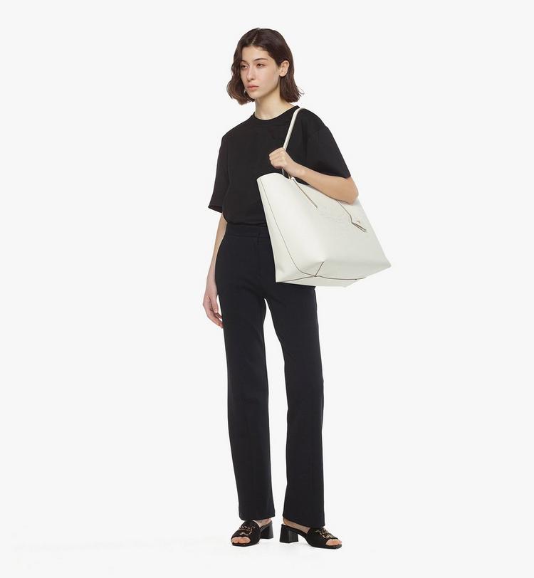 MCM Himmel Shopper in Embossed Logo Leather Descuento