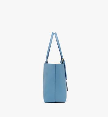 MCM Himmel Shopper in Embossed Logo Leather Tienda