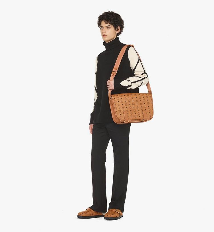 MCM Aren Messenger Bag in Visetos Última moda