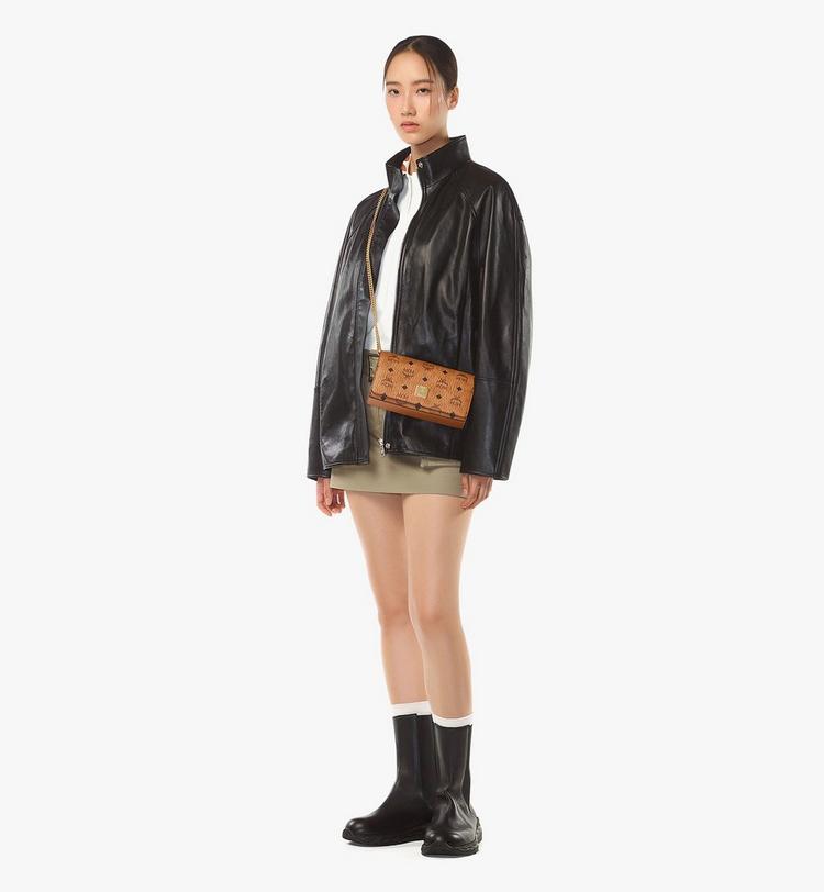 MCM Aren Shoulder Bag in Visetos Oferta exclusiva