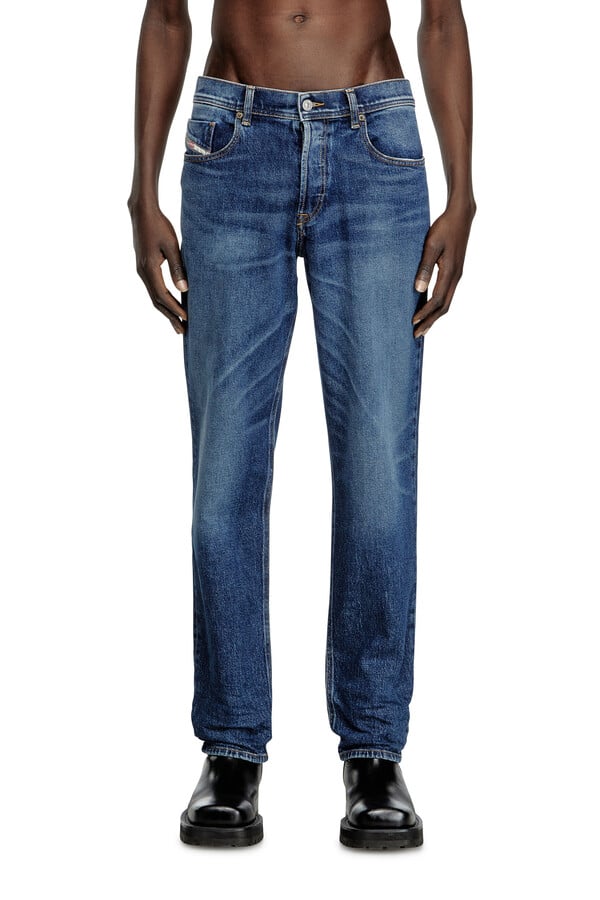 Diesel regular jeans 2023 d-finitive 09l21 Última moda